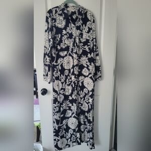 LOFT Navy and White Floral Long Sleeve Dress